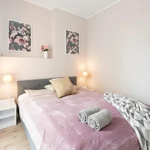 Superapart Aignera 4, Family Friendly Oasis Варшава