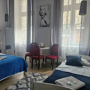  Ostello Deja Vu